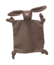 Hondenspeelgoed Roneu knisperdeken konijn bruin  27x6x29CM