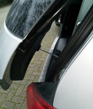 Kofferbaksluiter 25 cm zilver