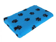 Vetbed blauw met pootjes  30 mm  met antislip 150 cm  breed per strekkende meter