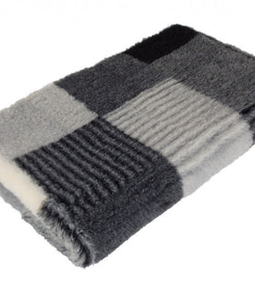 Vetbed geruit grijs 30 mm  met antislip 150 cm  breed per strekkende meter