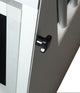 Maatwerk Aluminium Autobench Schuin 1 vaks met mat en spijlen in de achterwand